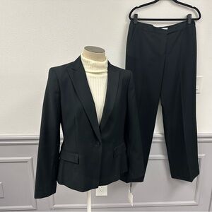 NWT Calvin Klein Black Pinstripe Blazer & Pants Suit Set (1057)
